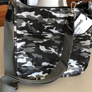 Crossbody  camouflage black , silver and gray .